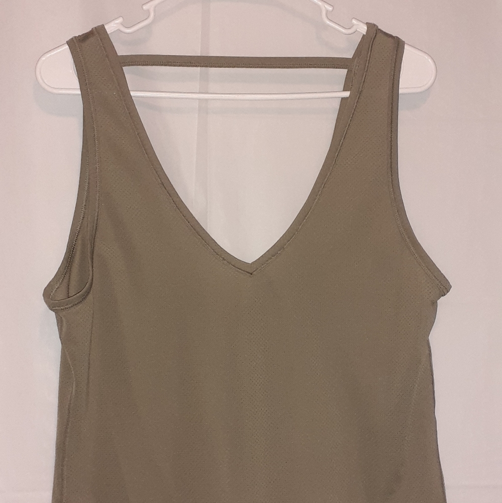 Victoria sport tank